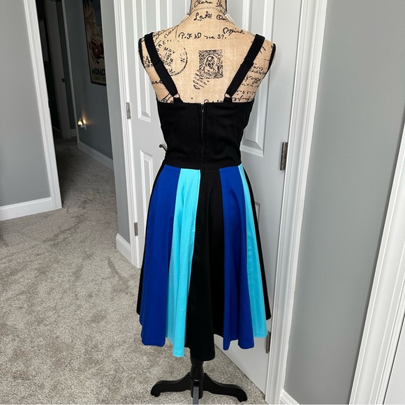 Pin Up Girl Clothing Shades of Blue Circle Dress - Picture 7 of 10